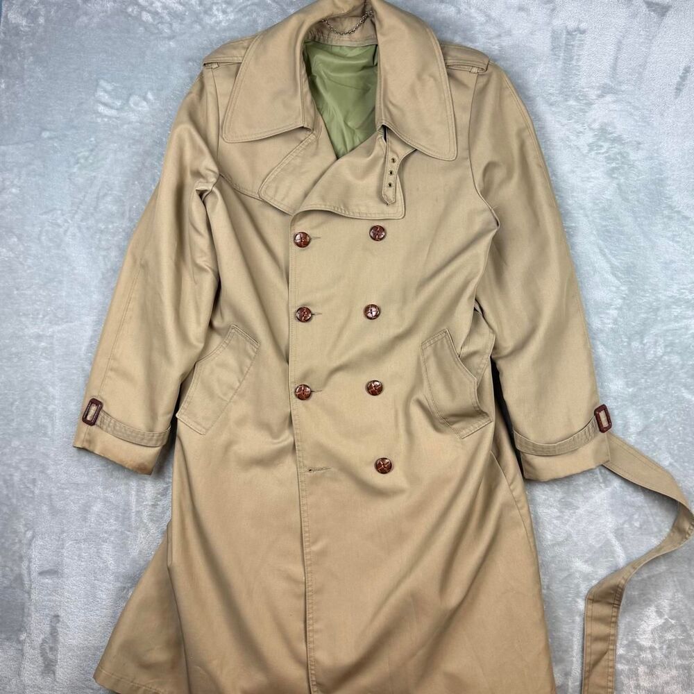 Sears Men's Tan and Cream Coat